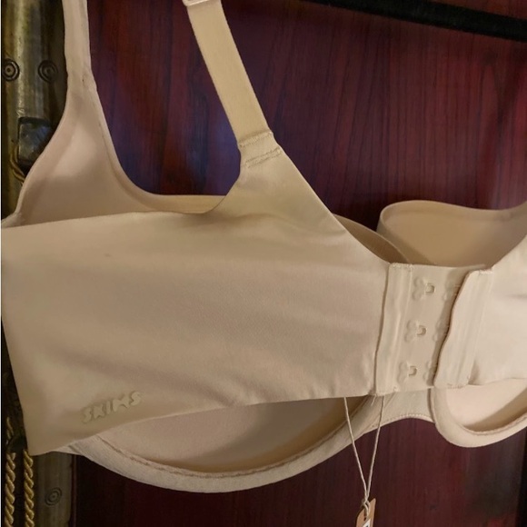 SKIMS Ultimate Push-Up Balconette Bra in Color Sand 34DDD - NWT - Picture 5 of 11